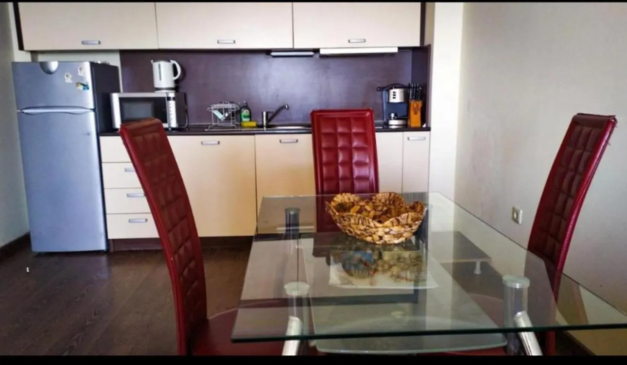 Bendita Mare Ocean View Golden Sands Apartment