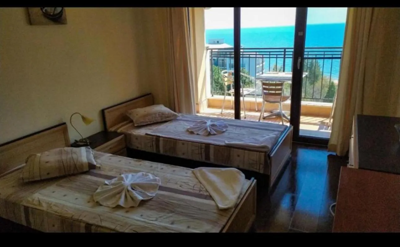 Bendita Mare Ocean View Golden Sands